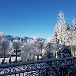 Willa I Karczma Cztery Pory Roku Relaks & Spa Frühstückspension