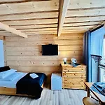 Couette-café Willa I Karczma Cztery Pory Roku Relaks & Spa Kościelisko