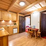 Willa I Karczma Cztery Pory Roku Relaks & Spa 3* Kościelisko