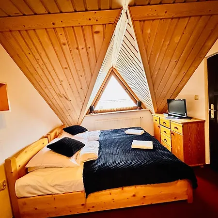 Couette-café Willa I Karczma Cztery Pory Roku Relaks & Spa 3*