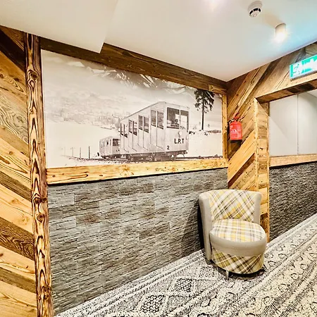 住宿加早餐酒店 U Podnoza Tatr Cztery Pory Roku 3*