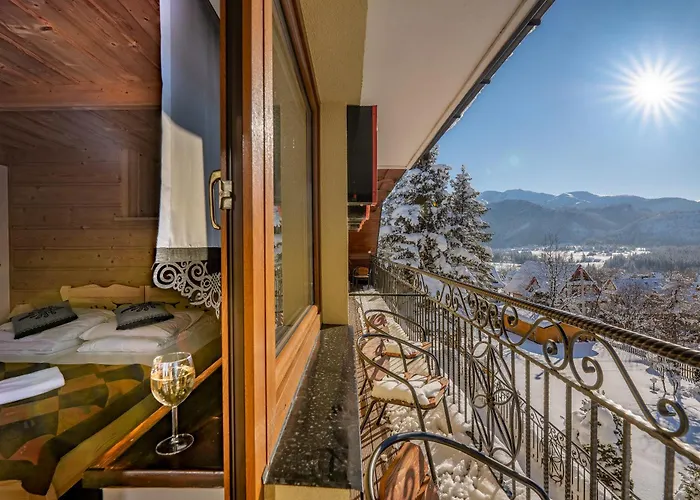 Willa I Karczma Cztery Pory Roku Relaks & Spa Косцелиско