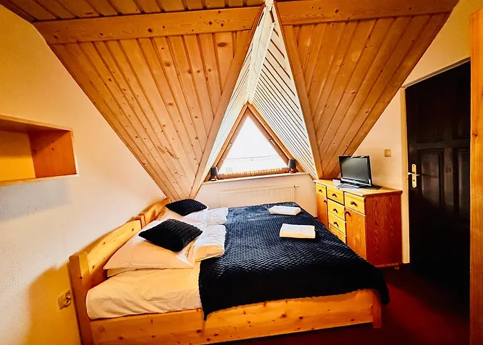 Bed and breakfast U Podnóża Tatr Cztery Pory Roku 3*