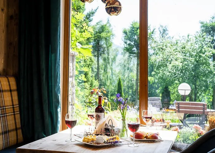 Bed and breakfast U Podnóża Tatr Cztery Pory Roku Kościelisko